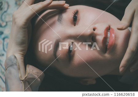 female, lady, woman 116620658