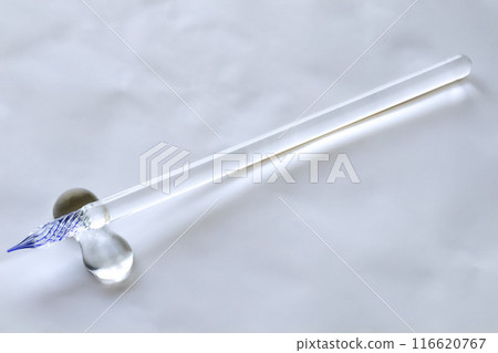 Glass pen 116620767