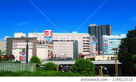 埼玉縣川口市川口車站週邊的藍天景色 116622513