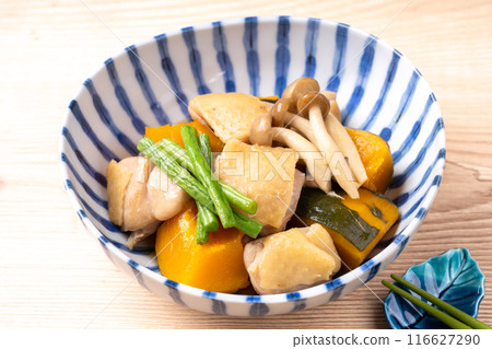 Chicken and pumpkin stew 116627290