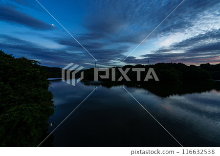 Summer 2024 Clouds passing over Nunome Dam Lake and the changing reflections on the lake surface From before sunset to the night view #122 Summer 2024 Clouds passing over Nunome Dam Lake and the changing reflections on the lake surface From before sunset to the night view #122 116632538