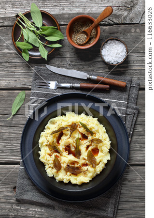Brown Butter Potato Mash with fried sage leaves Brown Butter Potato Mash with fried sage leaves 116633026