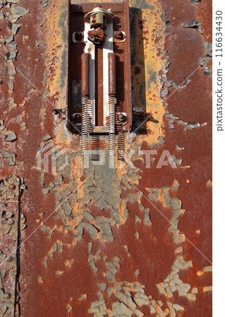 The former Aikoku Station is now an abandoned railway station with a rusted out abandoned train car Yo4353 and conductor's car. 116634430