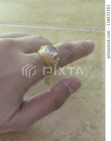 Vintage Thai style gold jewelry 116635161