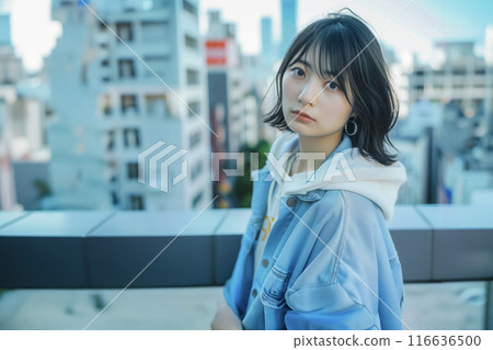 AI 生成圖像 Z 世代日本女孩的街頭快照 116636500