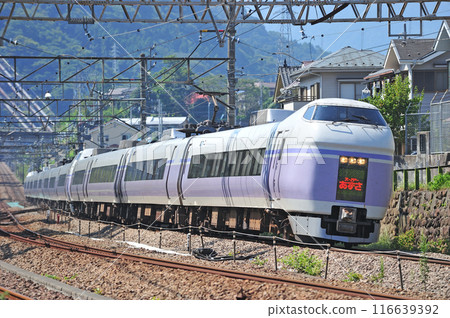 Chuo Main Line Yomotsu-Uenohara JR East E351 series S23 formation (Matsumoto) Super Azusa Chuo Main Line Yomotsu-Uenohara JR East E351 series S23 formation (Matsumoto) Super Azusa 116639392