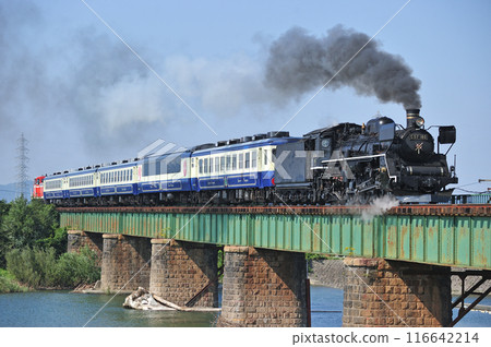 磐越西線 薩爾瓦達北越線 JR東日本 C57-180 + 12系 + DE10-1680 SL 秋風體驗 116642214