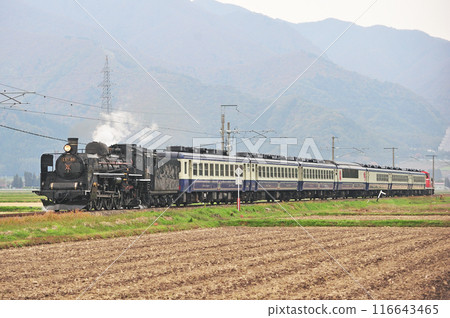 磐越西線 川下田~豬苗代 JR東日本 C57-180+12系 + DE10-1649 SL 郡山會津寺 磐越西線 川下田~豬苗代 JR東日本 C57-180+12系 + DE10-1649 SL 郡山會津寺 116643465