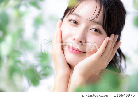 Beauty Image Botanical Young Woman Portrait Beauty Image Botanical Young Woman Portrait 116646979