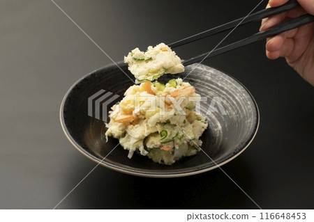 Okara salad, pick up with chopsticks 116648453