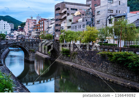 中島川和眼鏡大橋的夜景【長崎市】 116649892