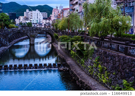 中島川和眼鏡大橋的夜景【長崎市】 116649913