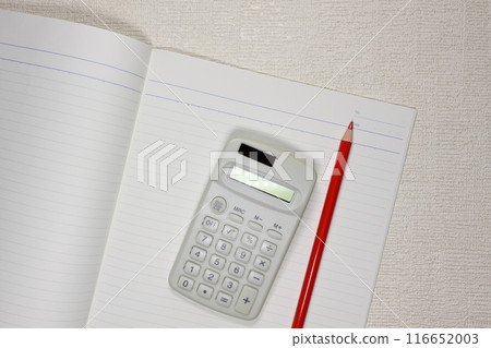 Notes and calculator 116652003