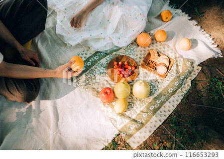 Picnic wedding, items, pre-wedding photo shoot, fruits Picnic wedding, items, pre-wedding photo shoot, fruits 116653293