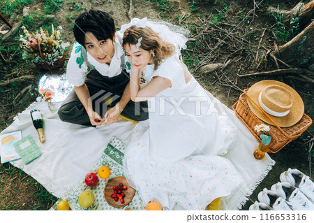 Picnic wedding, pre-wedding photo shoot Picnic wedding, pre-wedding photo shoot 116653316