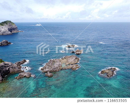 Oura Beach is located on the northeast coast of Shikinejima Island in Tokyo JAPAN and is a sandy and secluded place to relax 116653505