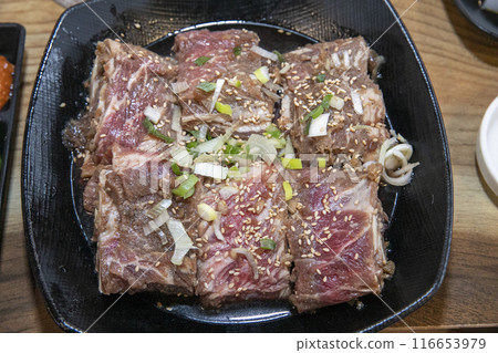 Korean bbq Marinated Grilled Beef Ribs 116653979