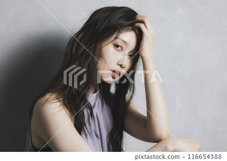 long hair woman long hair woman 116654388