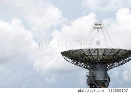 Parabolic antenna at Okinawa Space Communication Station 116659107
