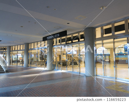 竹芝客船碼頭(第一等候區附近的外觀) 竹芝客船碼頭(第一等候區附近的外觀) 116659223