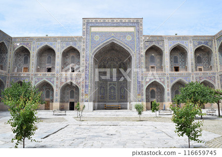 Samarkand Registan Square, Sher-Dor Madrasa courtyard 116659745