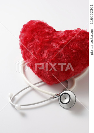 Heart and stethoscope health care image 116662361