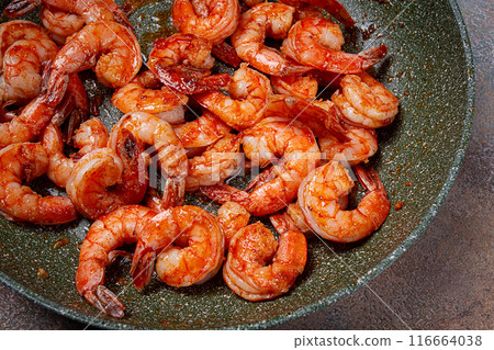 Fried shrimp, headless, with spices, grilled, homemade, no people, 116664038