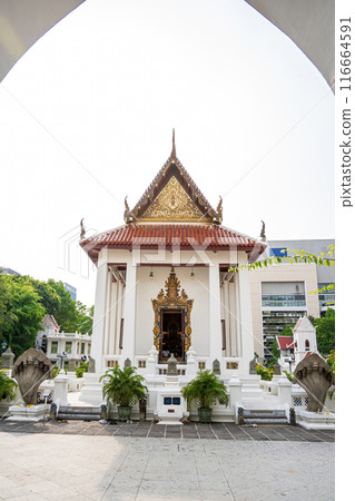 Wat Patum is landmark in Thailand 116664591