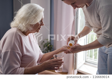 senior woman with glass water senior woman with glass water 116669014