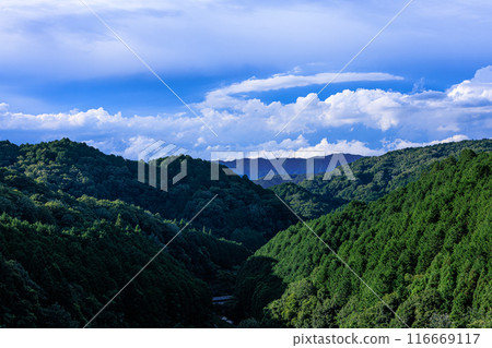 2024 年夏季努諾姆大壩的夜景。 116669117