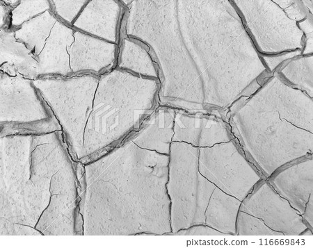 Cracked Land 116669843