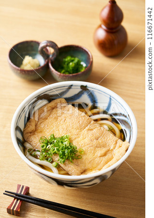 Kitsune Udon 116671442