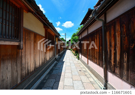 Ishizuchi Alley Ishizuchi Alley 116671601