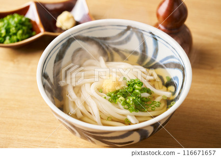 Udon noodles 116671657