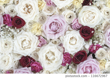 漂浮在水中的五顏六色的花朵 花町頭 116672967