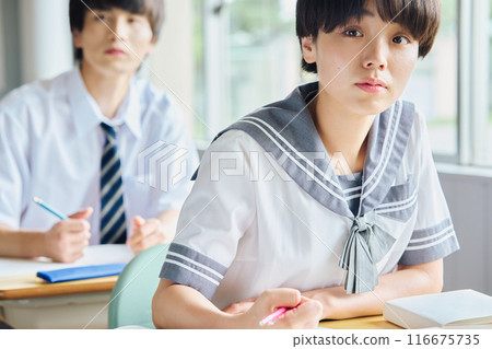 高中男女學習 116675735