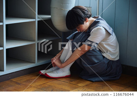 一個沮喪的女學生 116676044