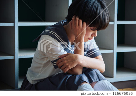 一個沮喪的女學生 116676056