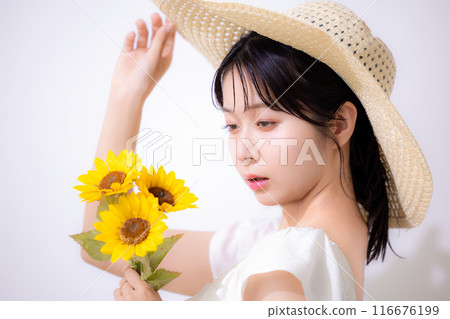 Beauty Resort Image Woman wearing a white dress Beauty Resort Image Woman wearing a white dress 116676199