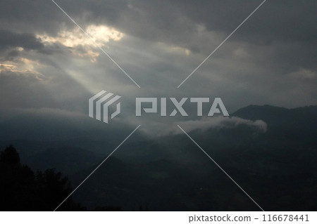 Sun and Dark Cloud play the Phenomena at Sikkim Offbeat Village Lungchok 116678441