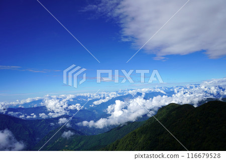 Green Mountain Range Landscape Background 116679528