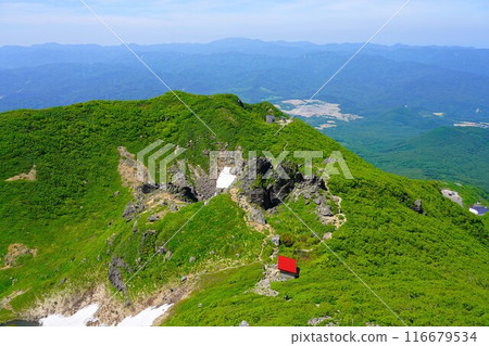 Homei Hut and crater of Mount Iwaki 116679534