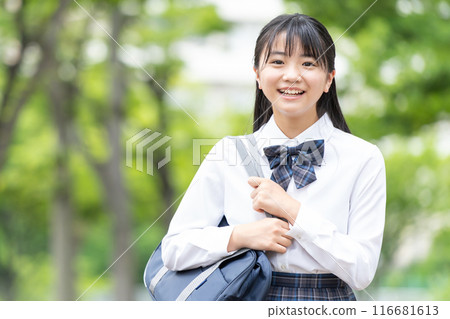 高中女生製服肖像 116681613