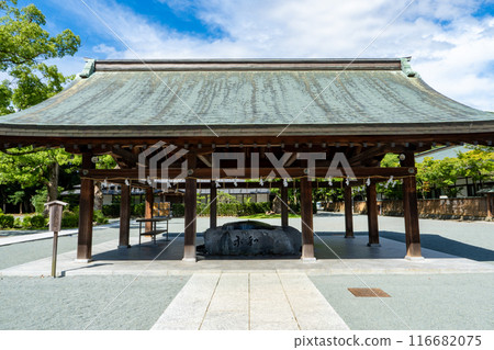 Fukuoka Prefecture, Munakata Taisha Shrine, Hetsumiya Chozuya 116682075