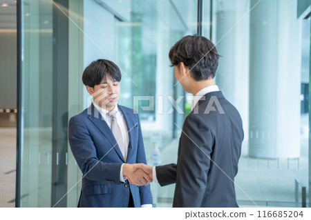 握手的商人 116685204