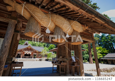 <島根縣>熊野大社、瑞神門的大注連繩 116685247