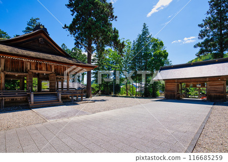 <Shimane Prefecture> Kumano Taisha Shrine Dance Hall 116685259
