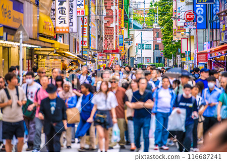 Tokyo cityscape in Japan Inbound tourism is back... it's like a foreign country... Akihabara bustling with foreign tourists = 22nd Tokyo cityscape in Japan Inbound tourism is back... it's like a foreign country... Akihabara bustling with foreign tourists = 22nd 116687241