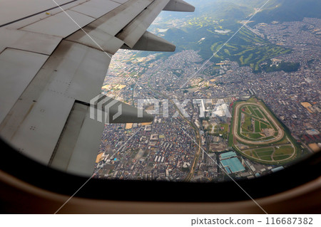 Boeing 737-881 taking off, with Incheon Racecourse below Boeing 737-881 taking off, with Incheon Racecourse below 116687382