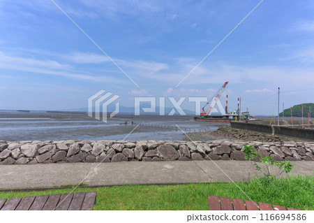 A view from the road that leads straight into the sea. Tourist spot: Nagabeta Kaishoro, Sumiyoshi, Uto City 116694586